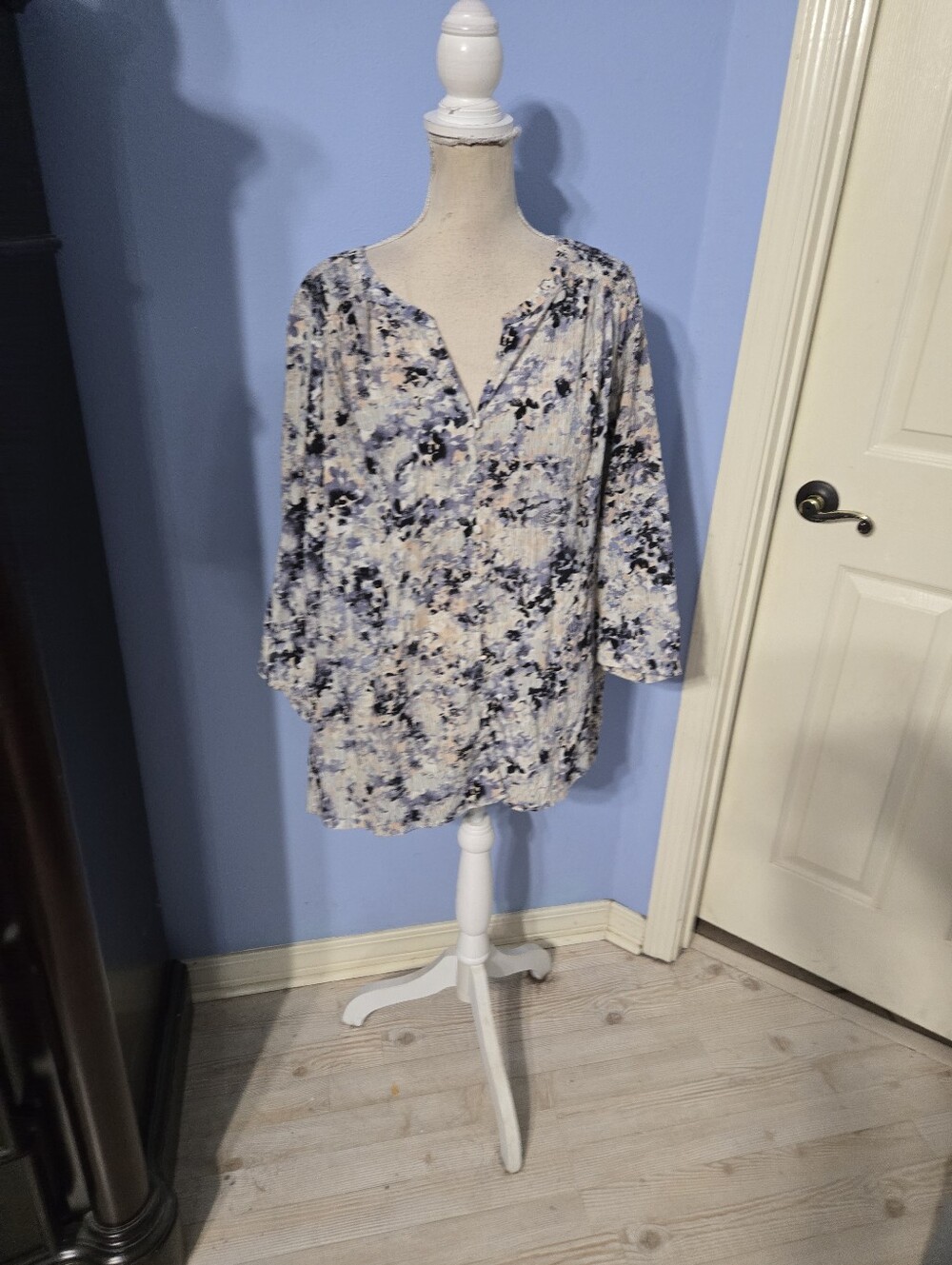 Rose + Olive Women’s 2X Blouse